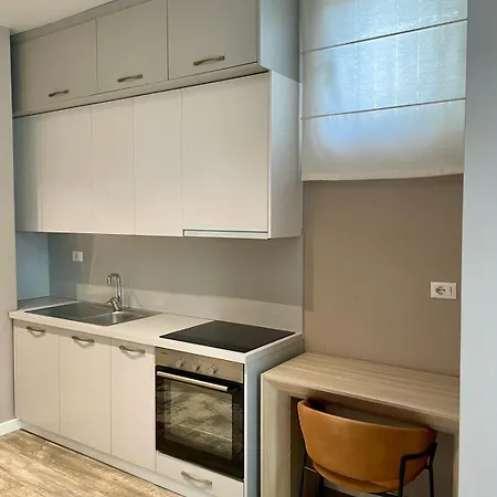 Premium City Studio & * Tirana
